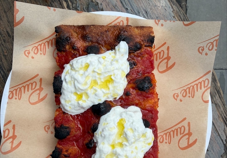 Paulie's